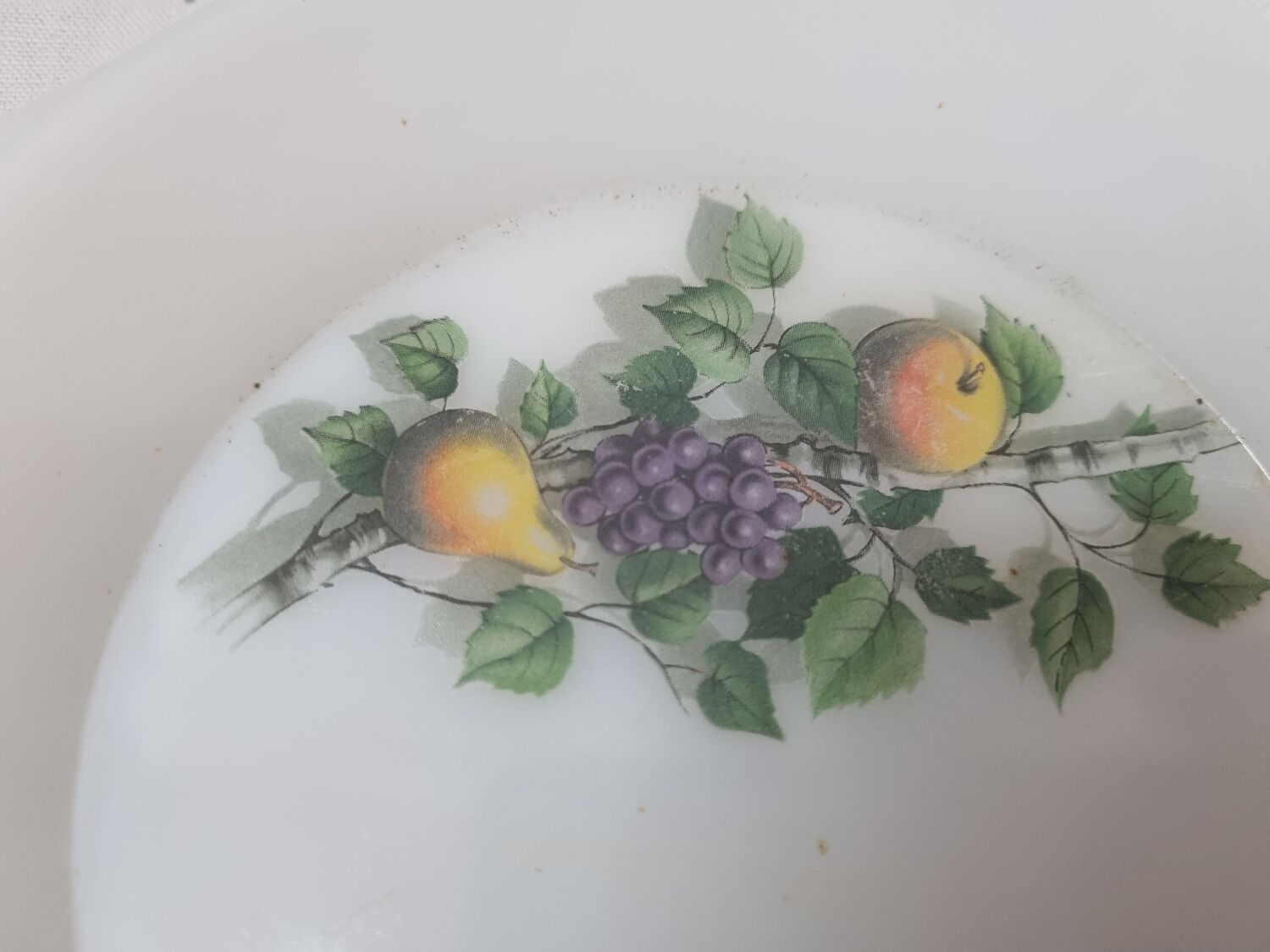Plat à œuf arcopal de 1970