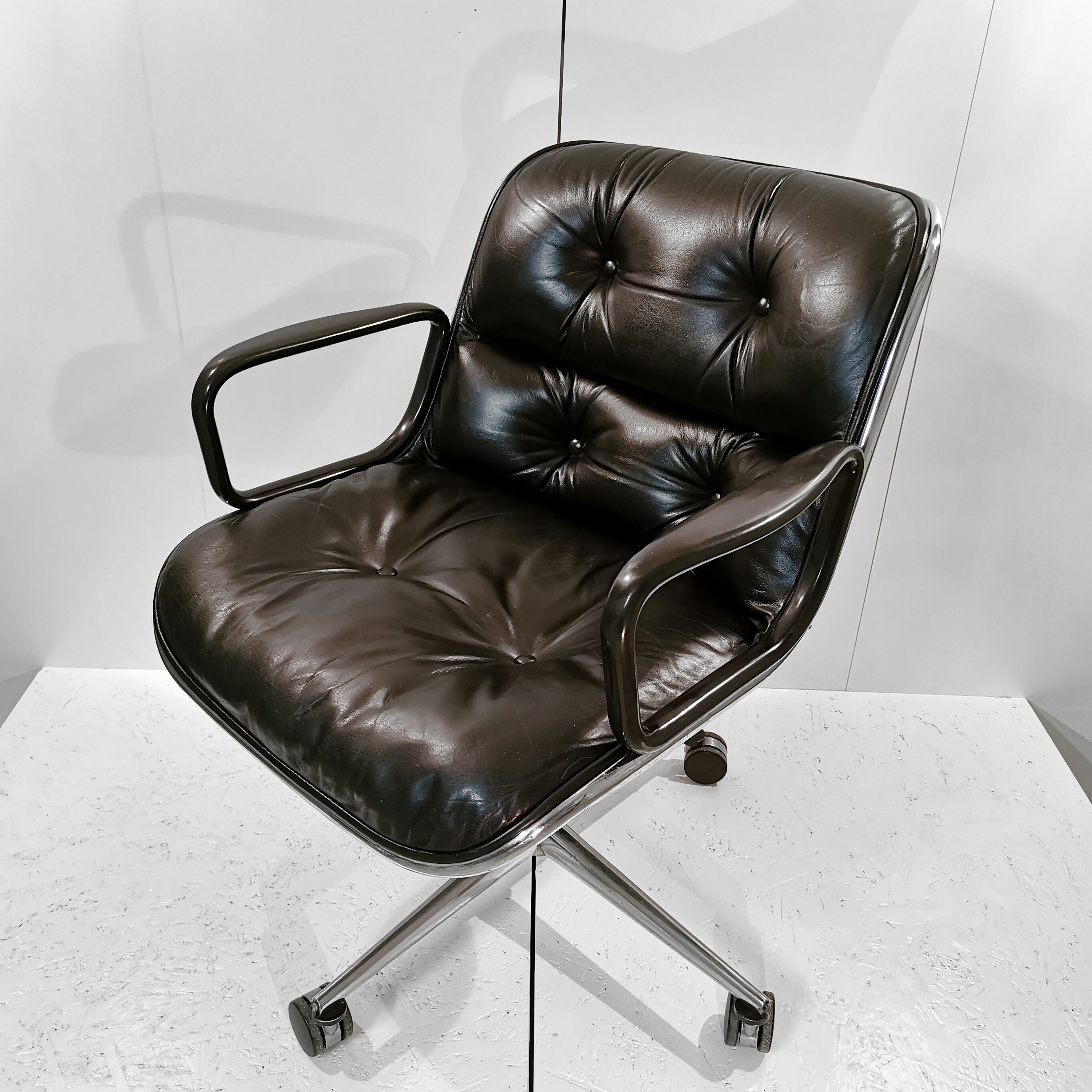 Charles Pollock's swivel armchair for Knoll, 1970