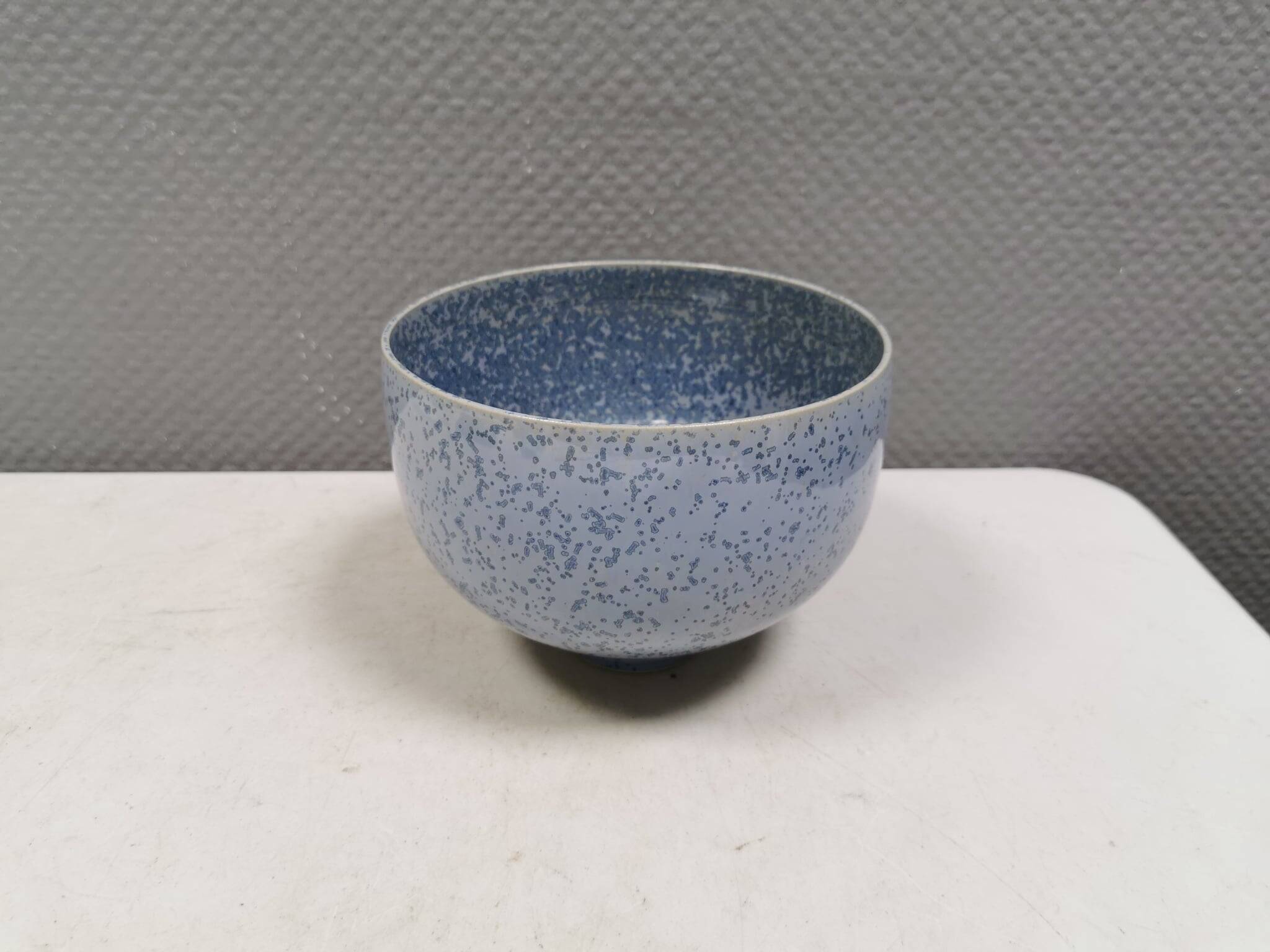 Birthe Sahl / Halvrimmen bowl in delicate bluish tones, Denmark, 1980s.