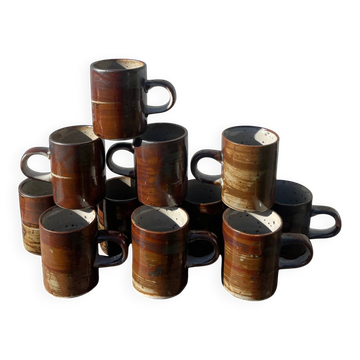 10 unique ceramic/stoneware coffee cups