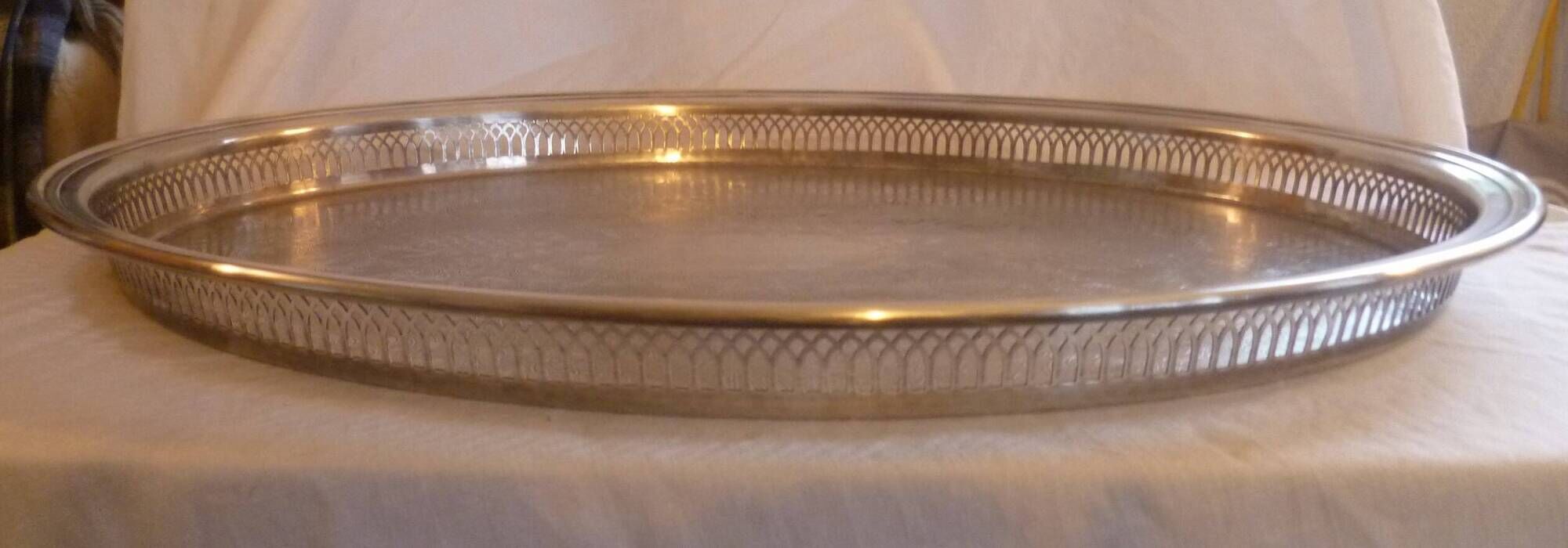 Large oval gallery serving tray in silver metal