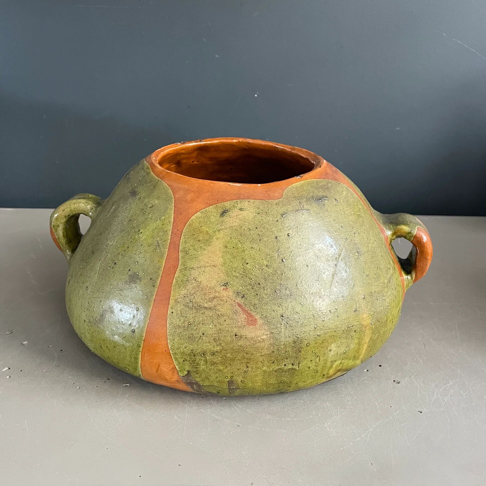 Vintage ceramic pot