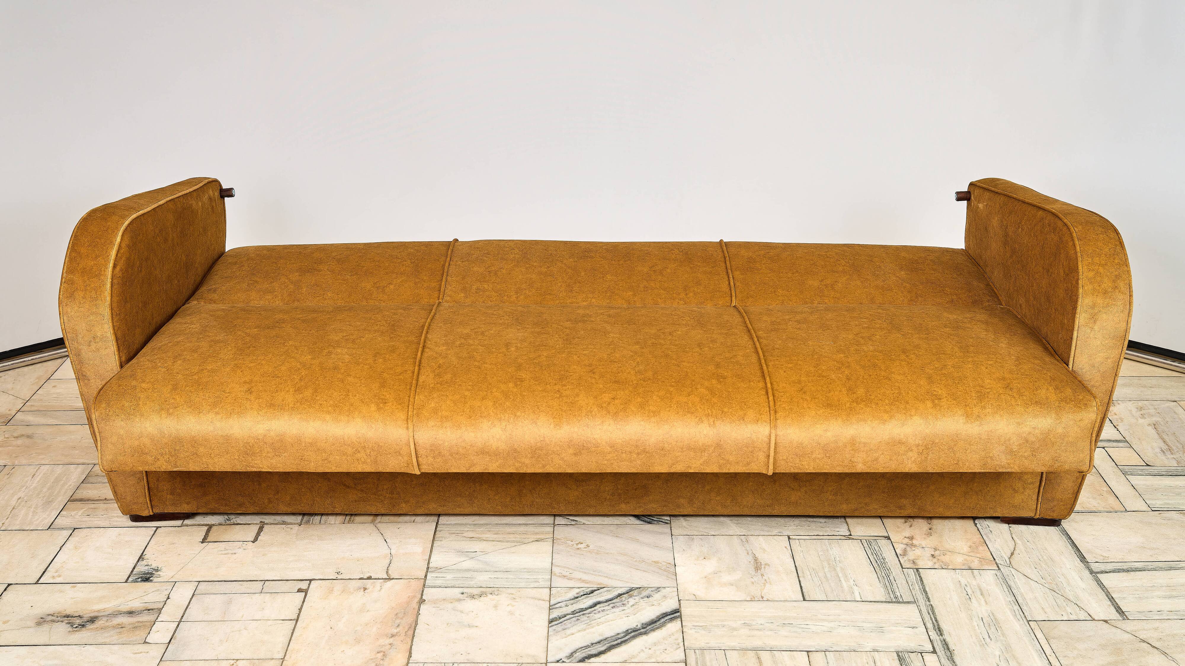 Catalogue art deco sofa H-363 designed by Jindrich Halabala for UP Zavody.