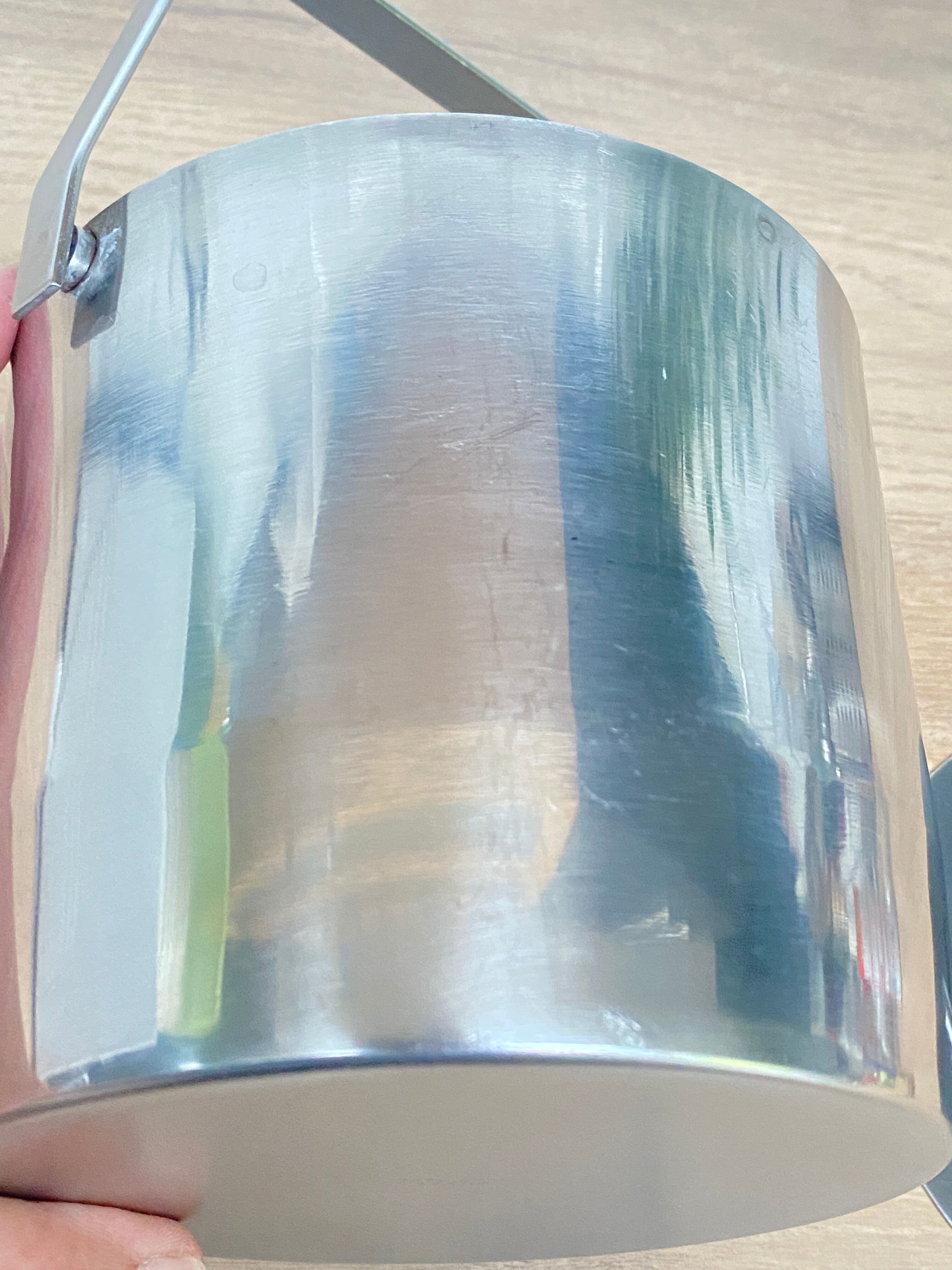 Stainless steel ice bucket