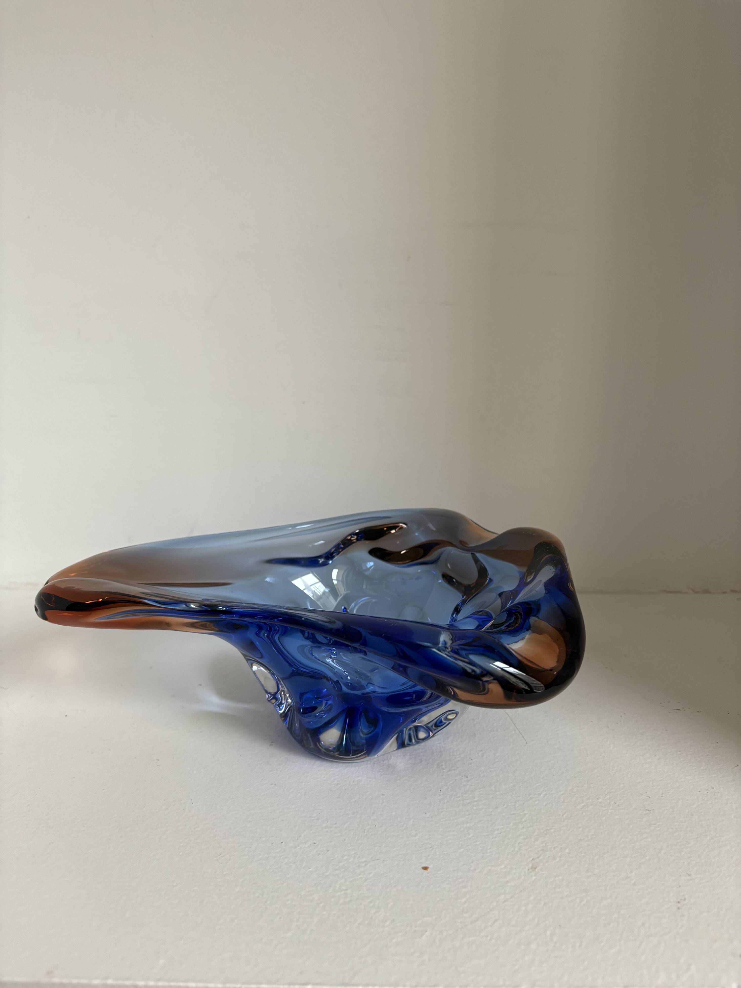 Set of 12 decorative items