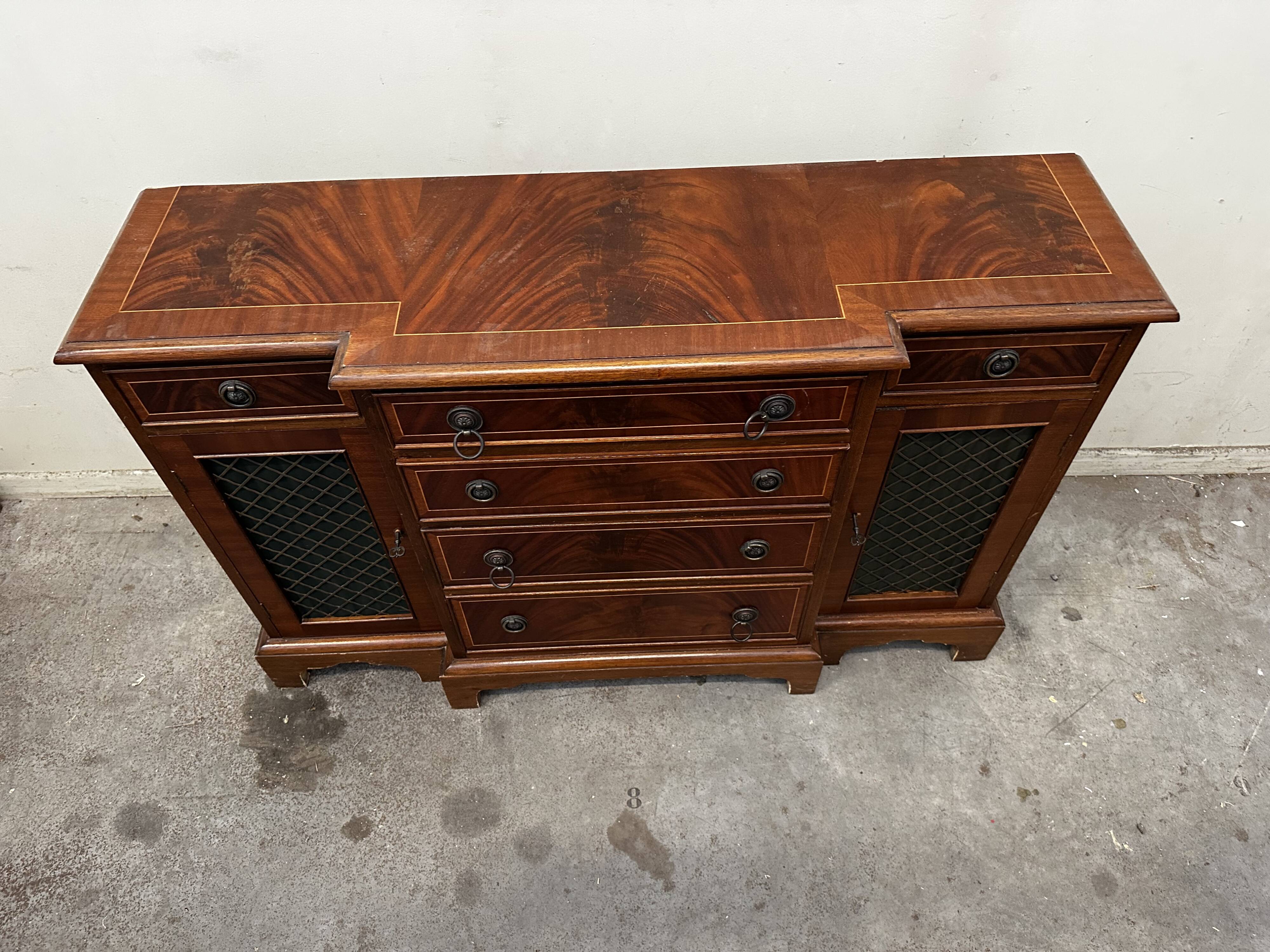 Buffet Anglais en acajou fin 19 e
