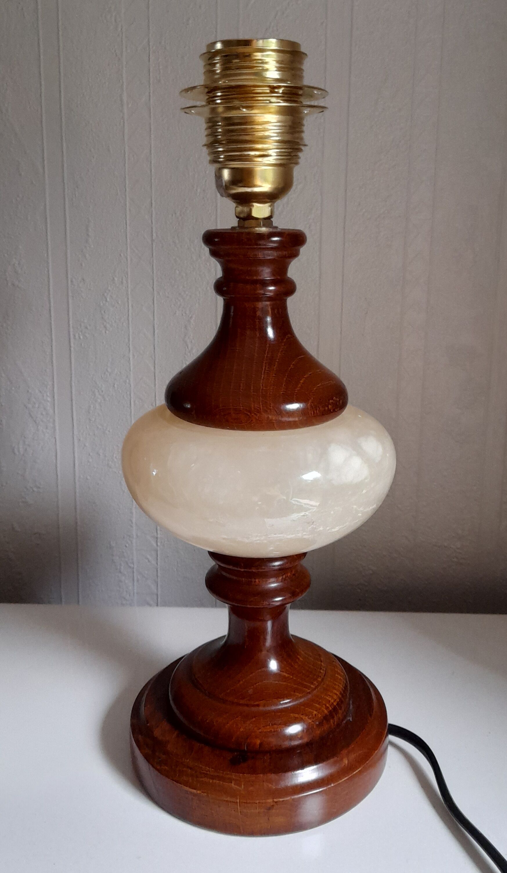 Table lamp foot turned wood and alabaster, round ecru lampshade, 50s