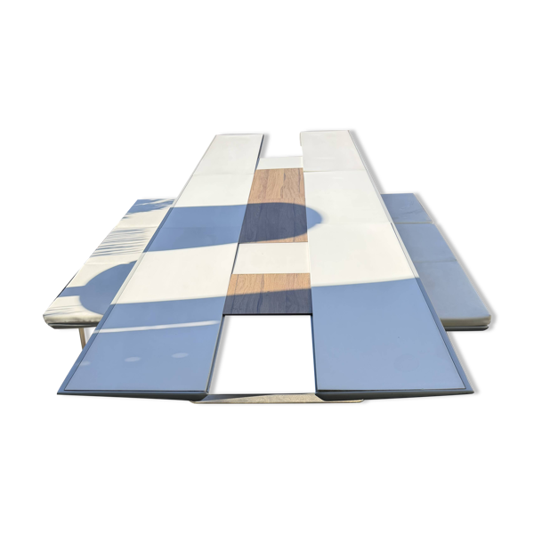 Table d'extérieur extensible et 2 bancs en inox et sellerie