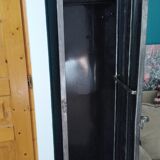 Metal closet