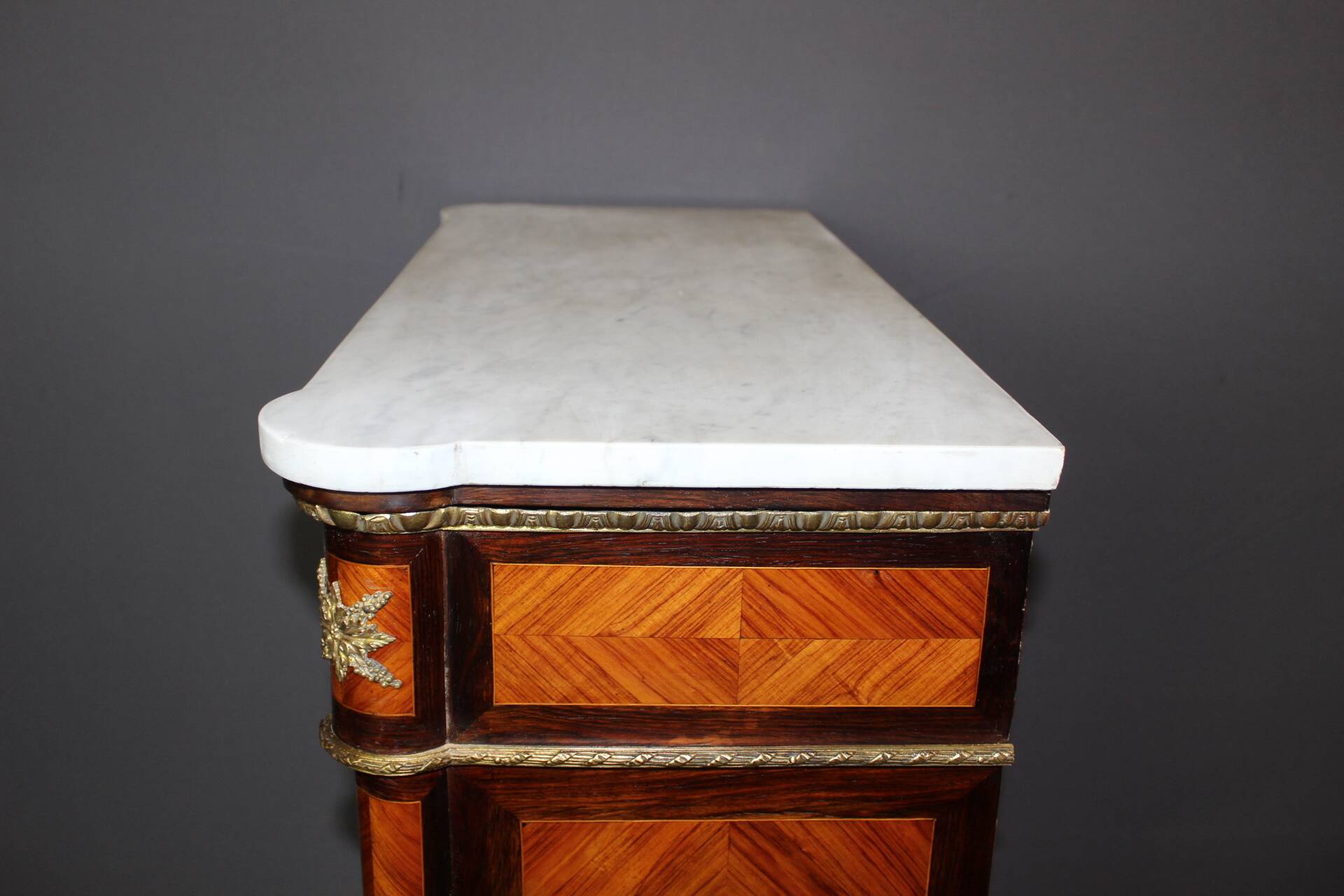 Napoleon III display cabinet in marquetry circa 1880
