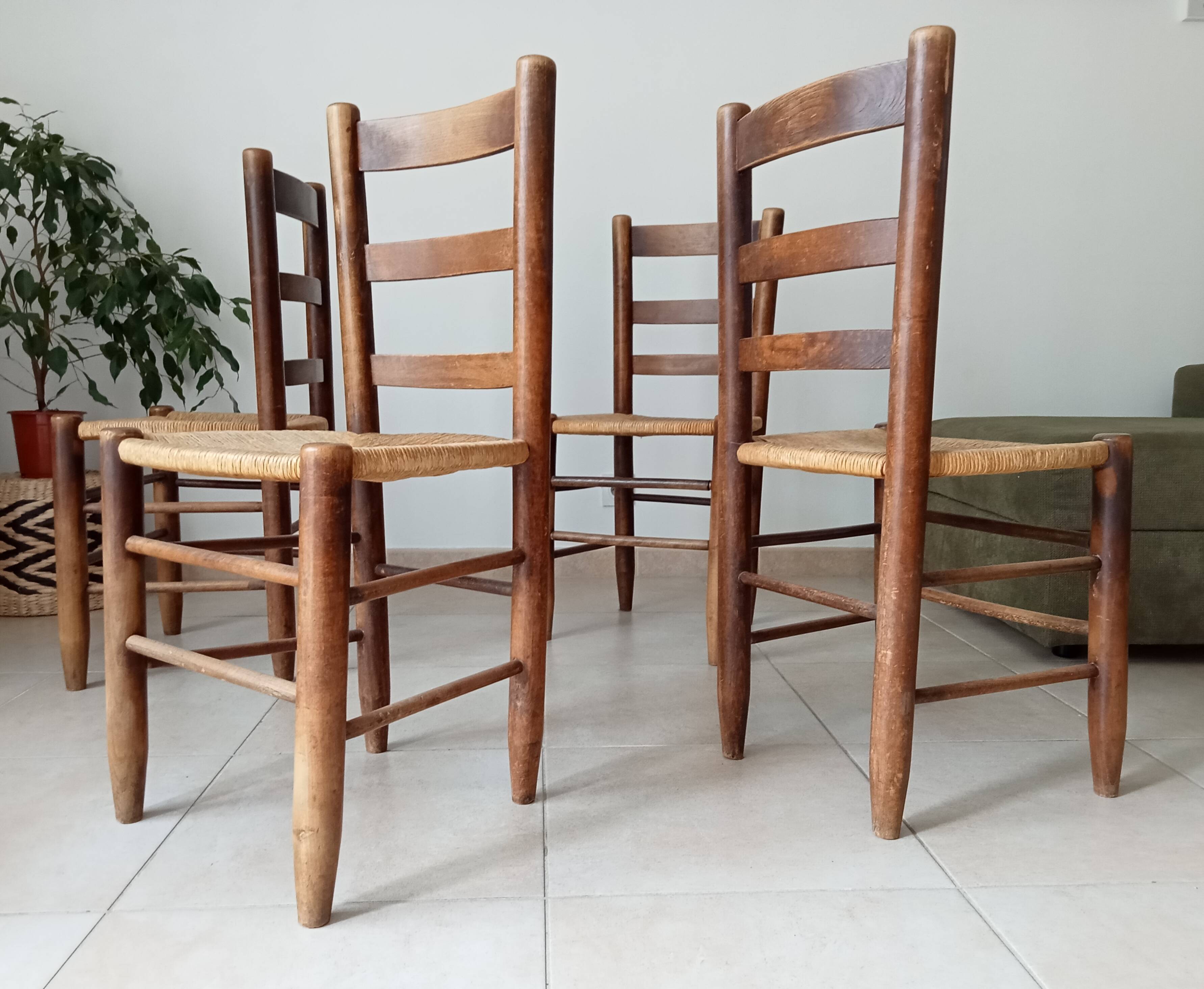 Set of 4 antique mountain chairs in the style of Charlotte Perriand