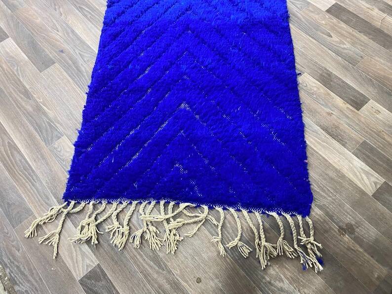 Tapis berbère traditionnel fait main