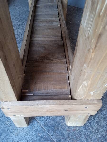 Brutalist console 120 cm solid wood