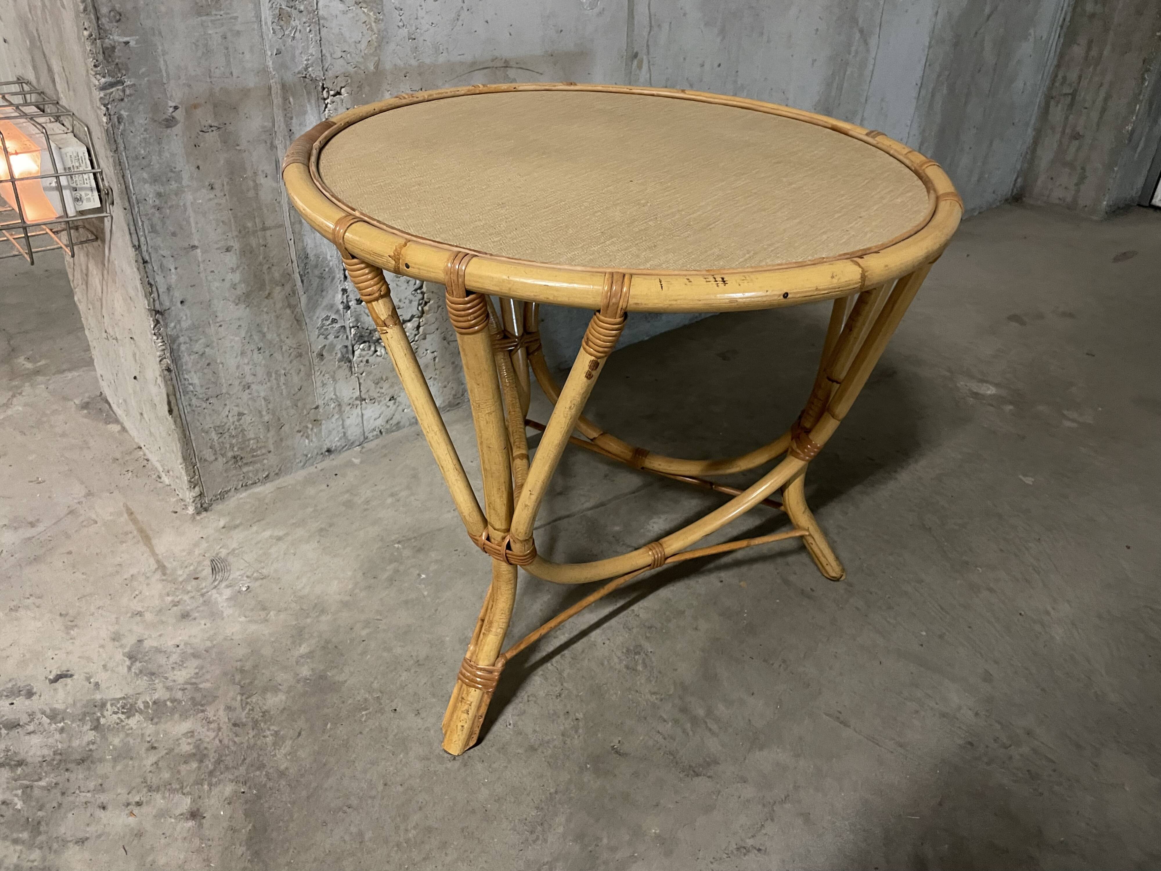Rattan coffee table from the 70s