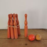 Set of 8 bowling pins with storage bag