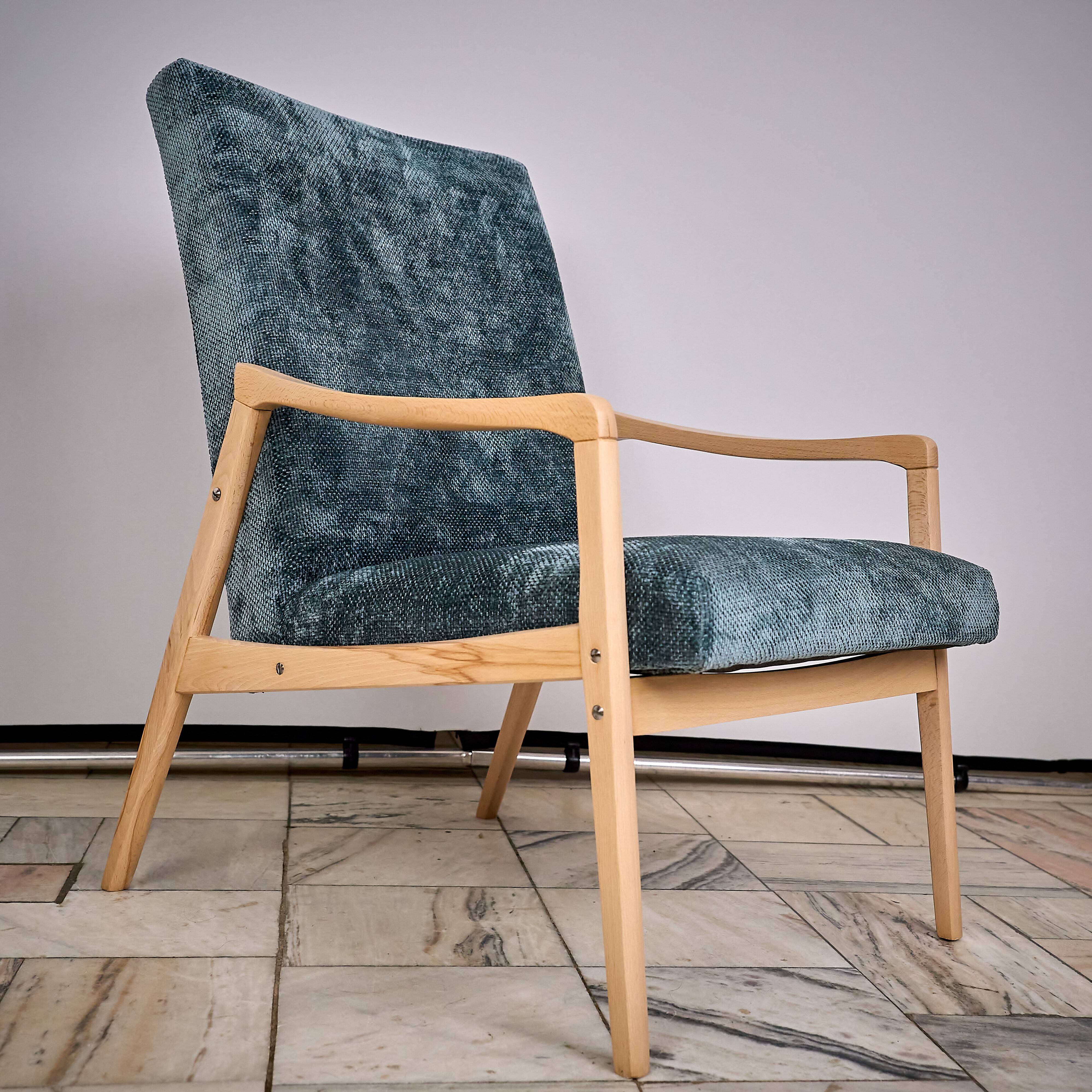 Set of 4 armchairs designed by J. Jiroutek, TON Czechoslovakia, 1960s