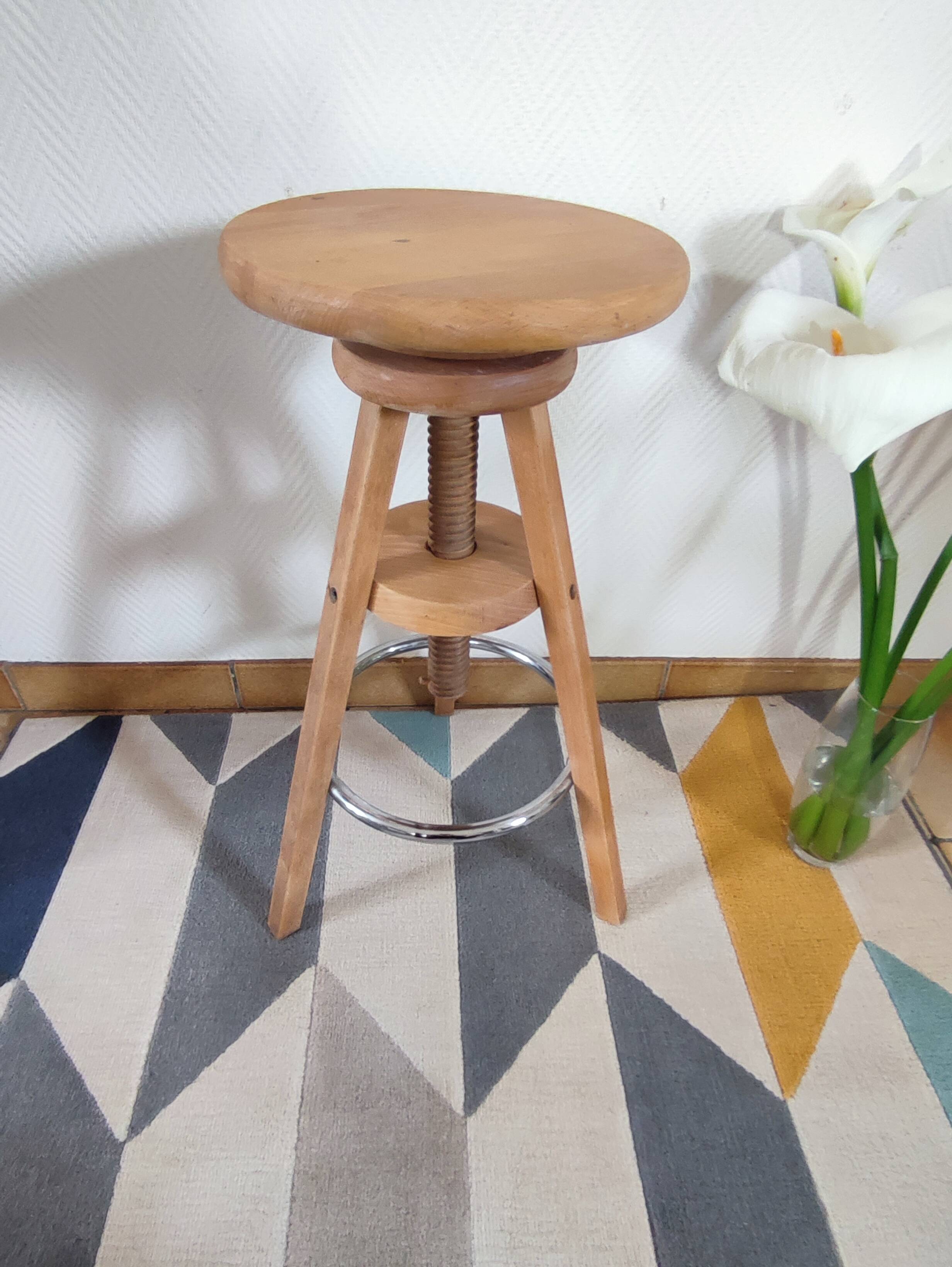 Architect's, watchmaker's or painter's workshop stool