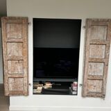 Portes en bois blanchi