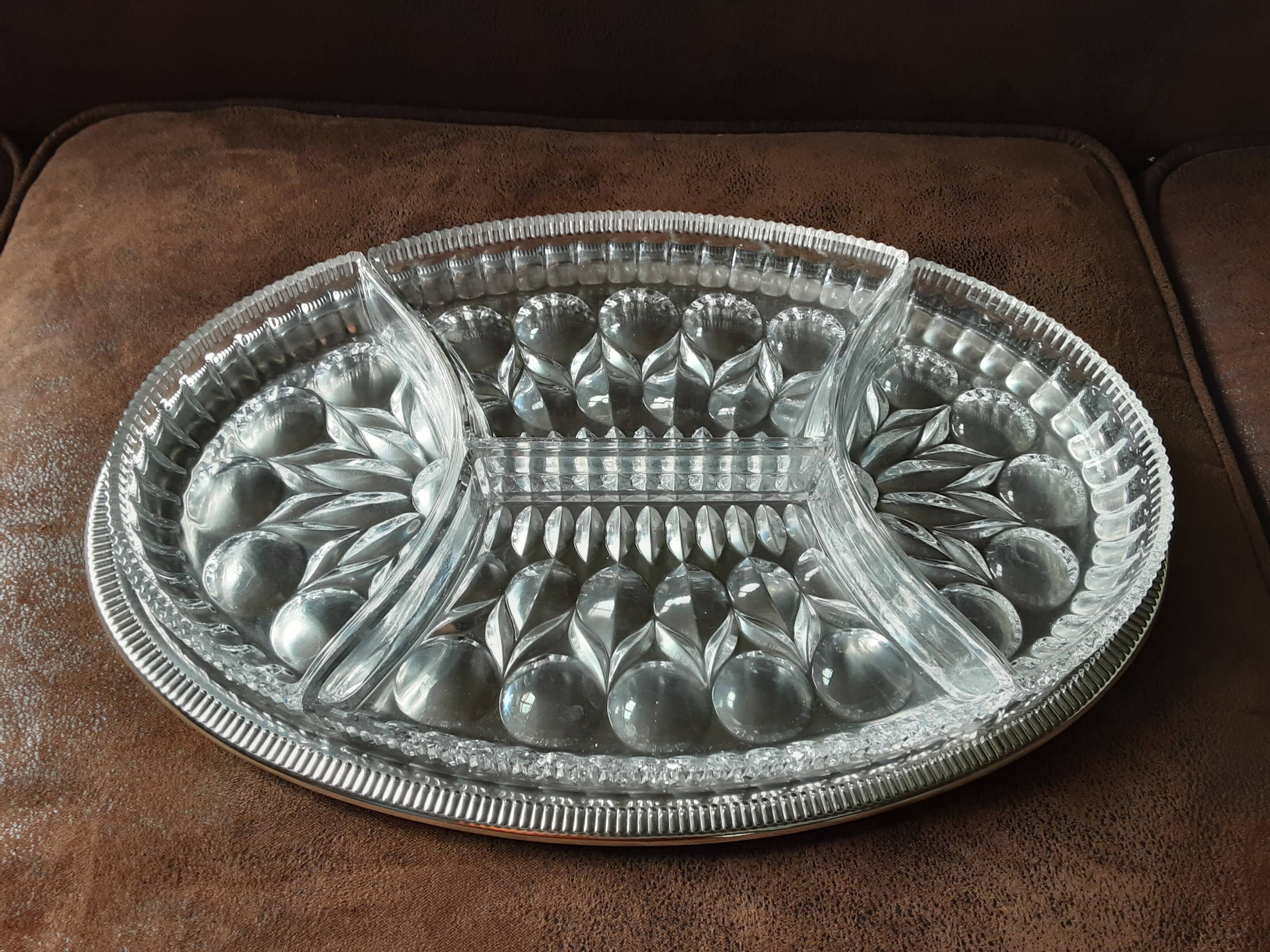 Metal dish with crystal compartments
