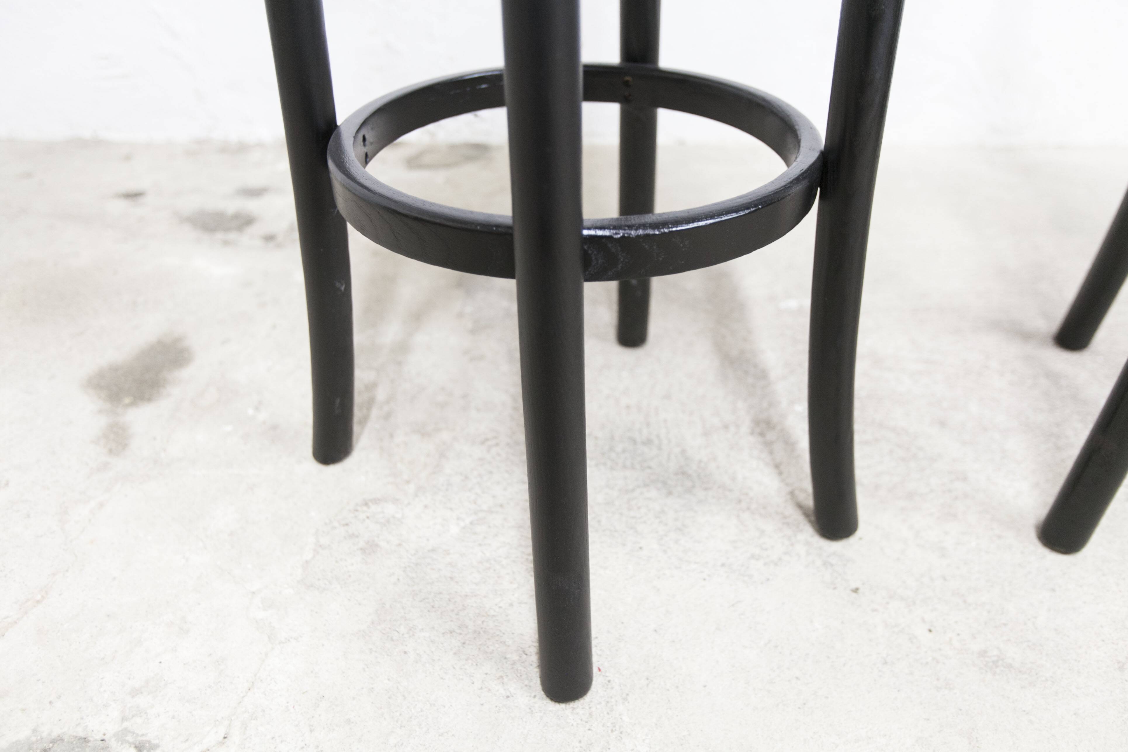 Pair of Baumann high stools, Dialog model, 79 cm