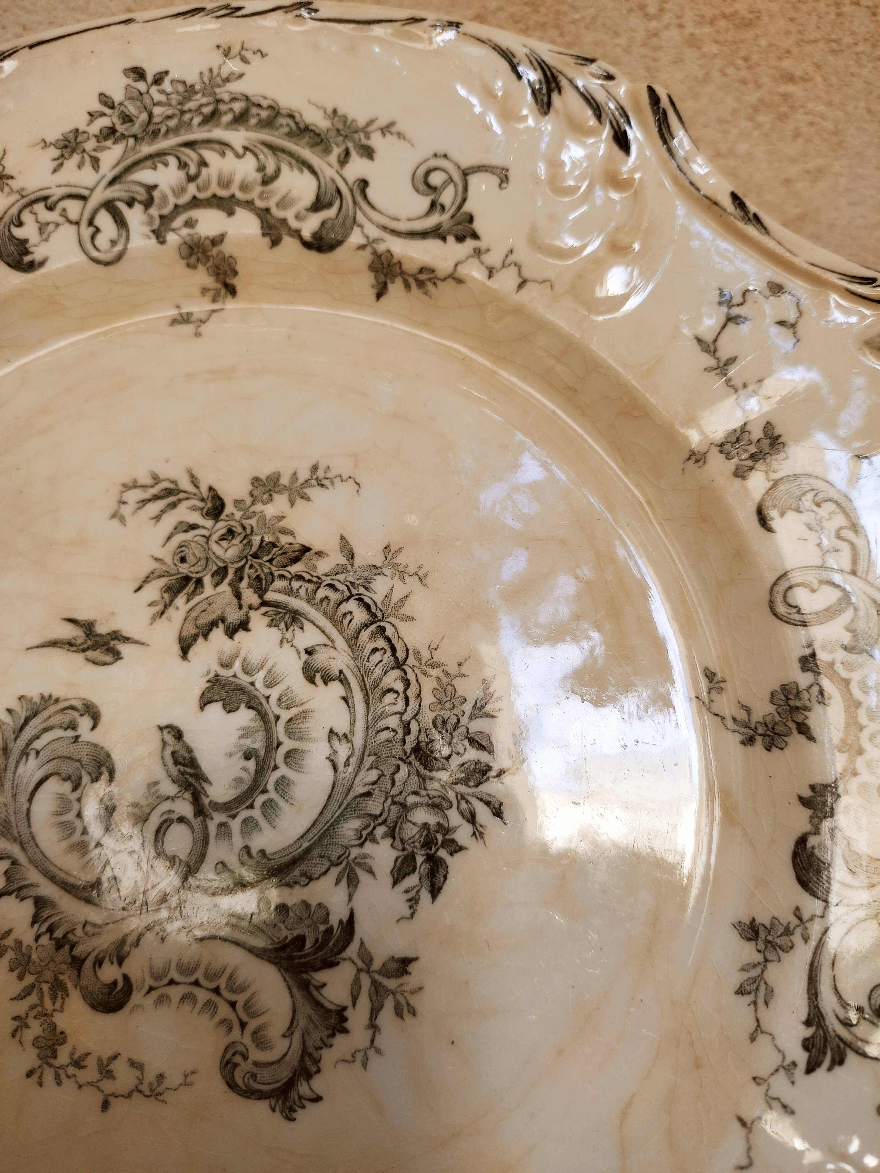 6 flat earthenware plates by Gien