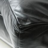 Vintage LC-2 in black leather by Le Corbusier, Jeanneret & Perriand for Cassina