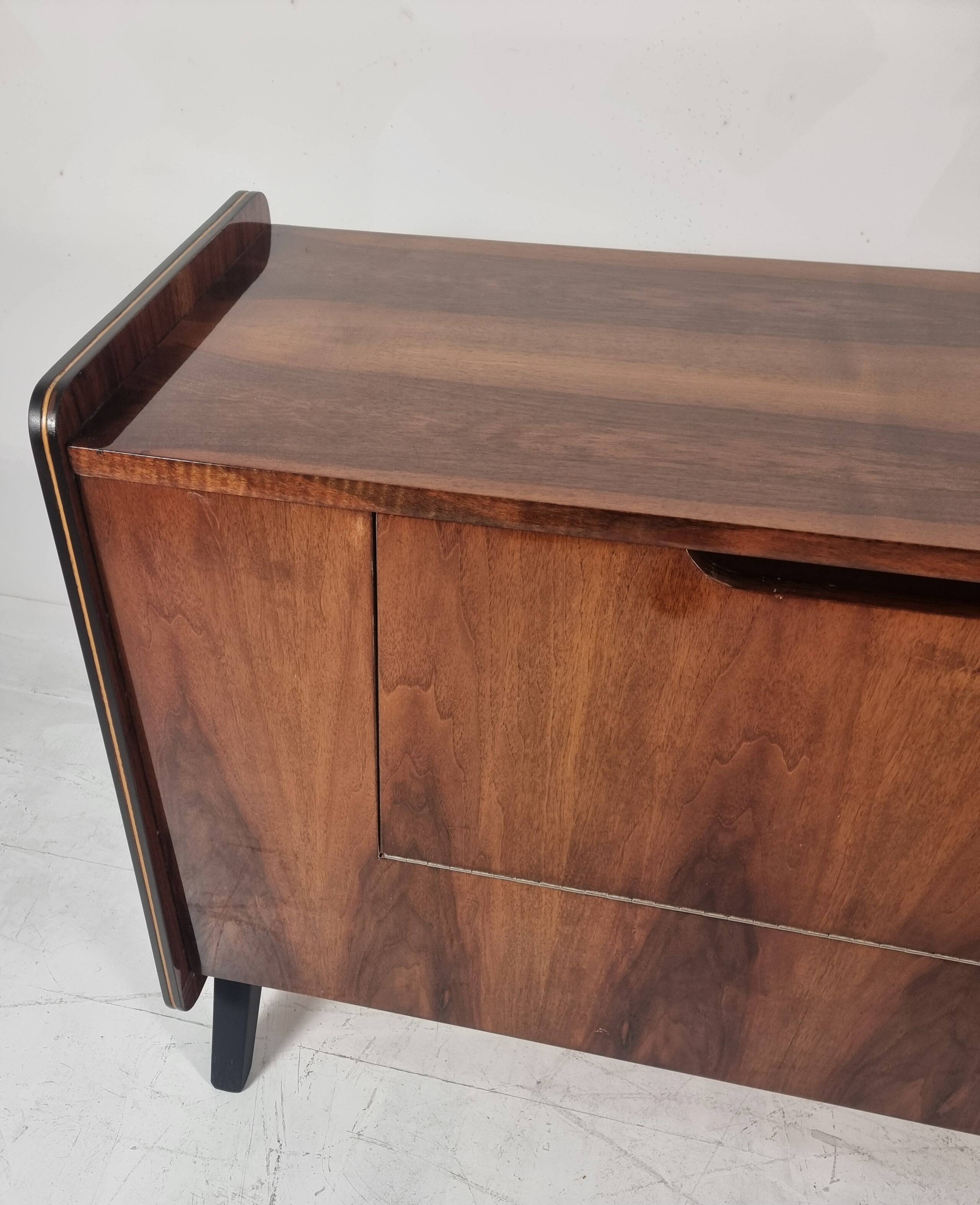 Commode vintage en noyer, 1970