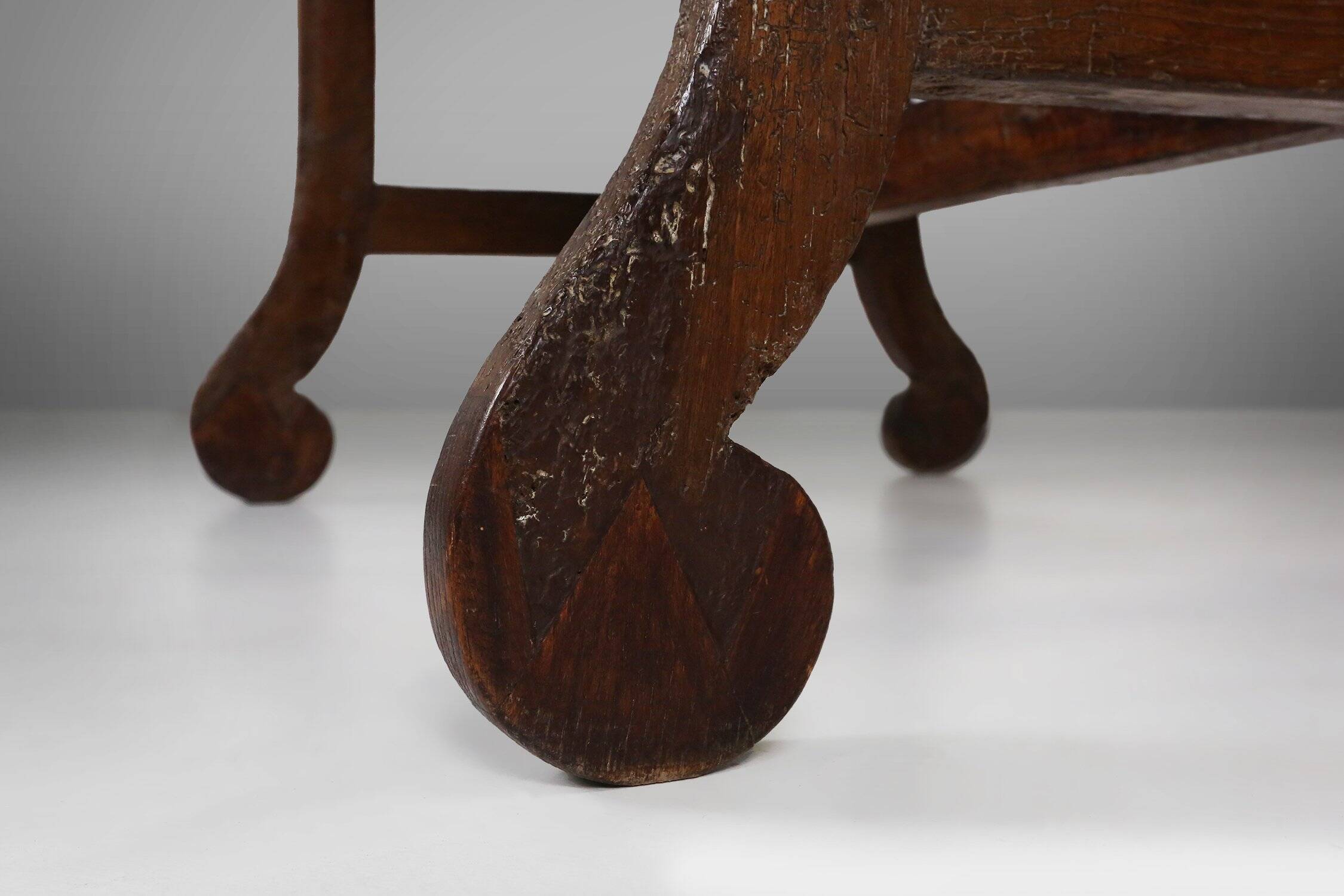 Antique carved Oak Spanish Console Table with Drawers, 18th Century