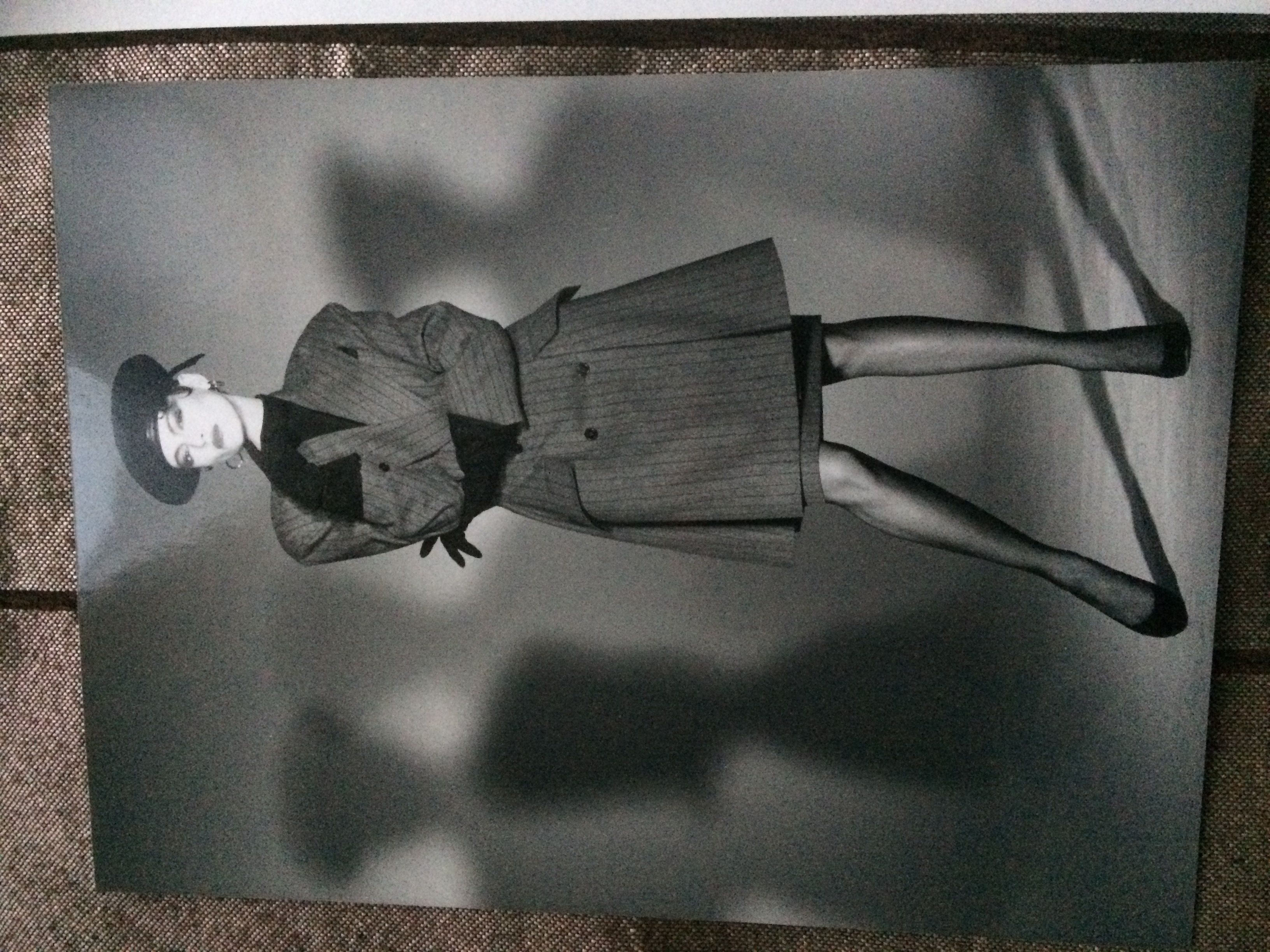 Christian Dior sketch mode accompanied by a photography