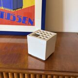 Studio Opi, White space age mod. Ikebana A ceramic vase / ashtray, Gabbiane