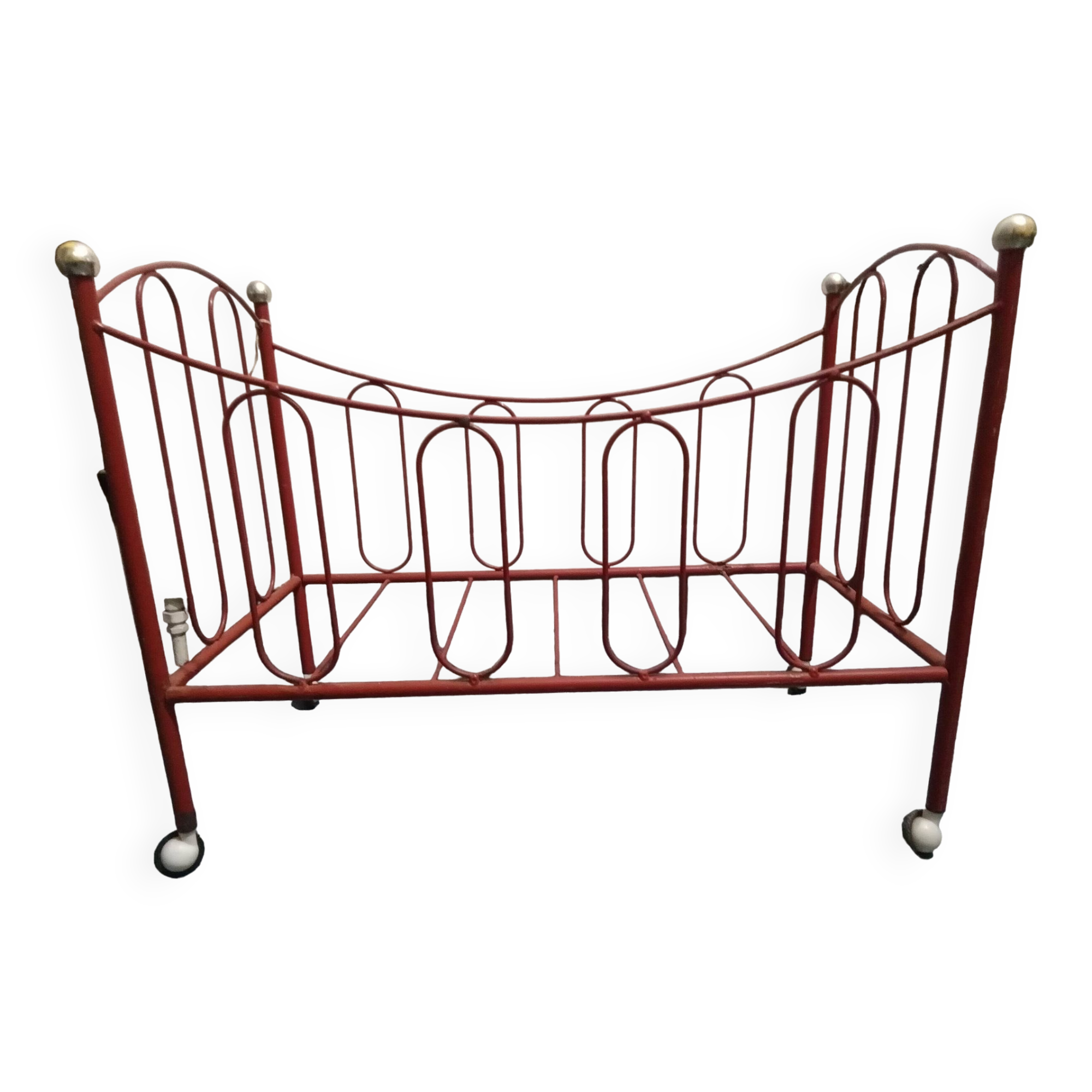 Large vintage dolls bed (80s)