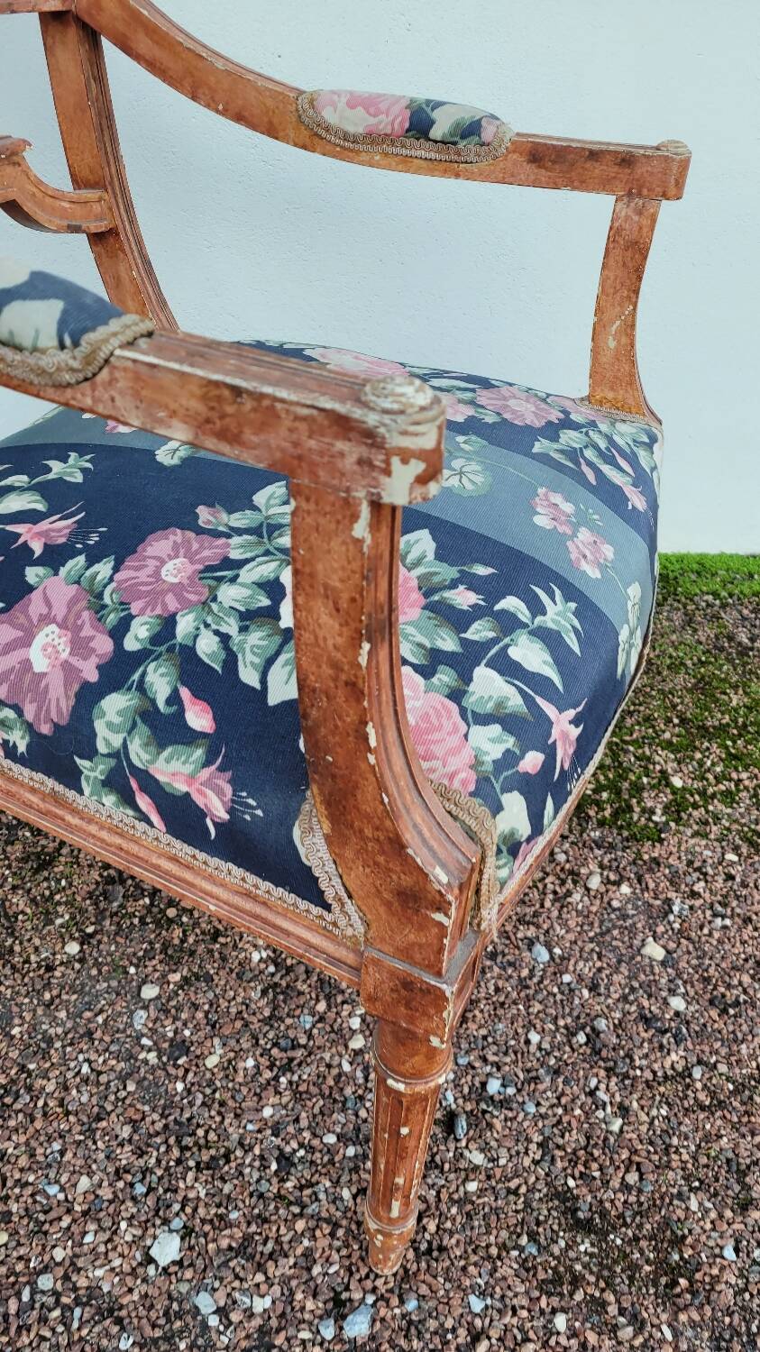 Antique Louis Xvi style armchair 1900s Fleuris fabrics