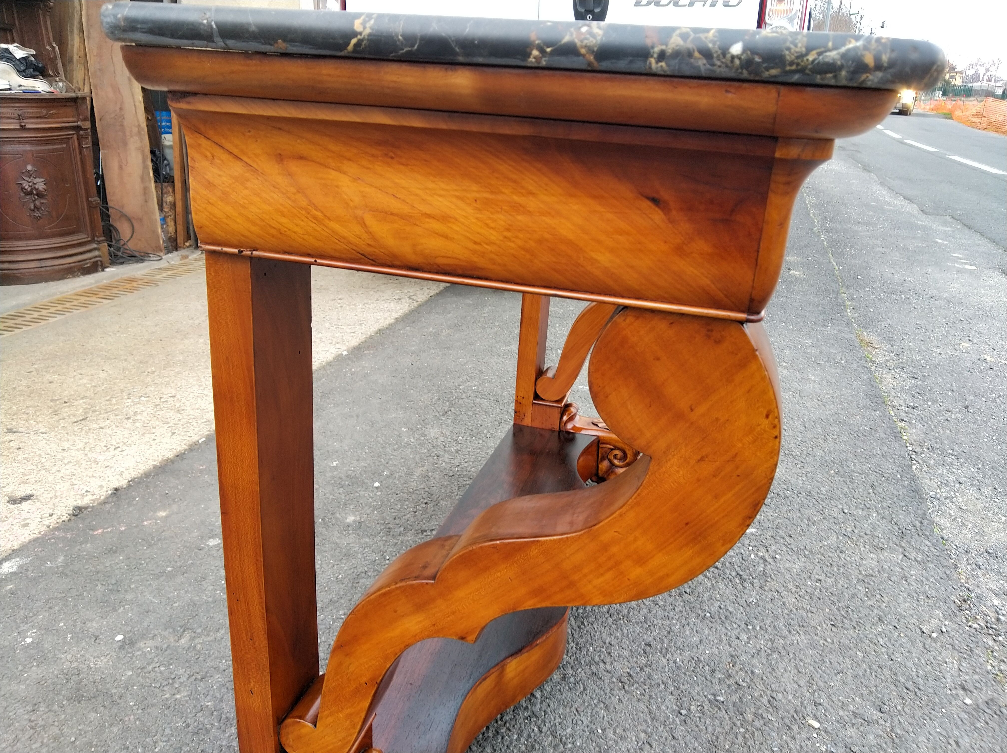 Console en merisier époque 1830