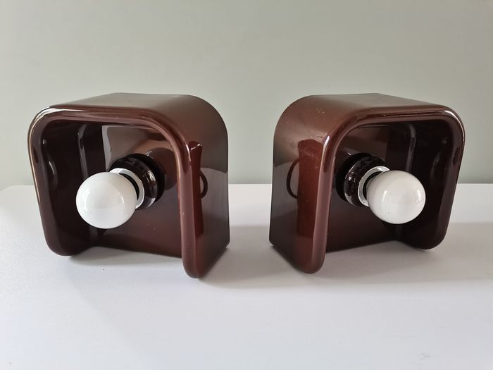 2 Jet wall lamps by Makio Nasuike for Guzzini
