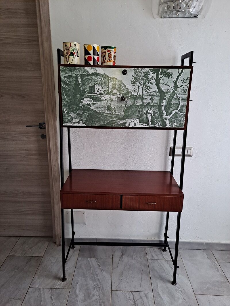 Unité de bibliothèque modulaire italienne du milieu du siècle