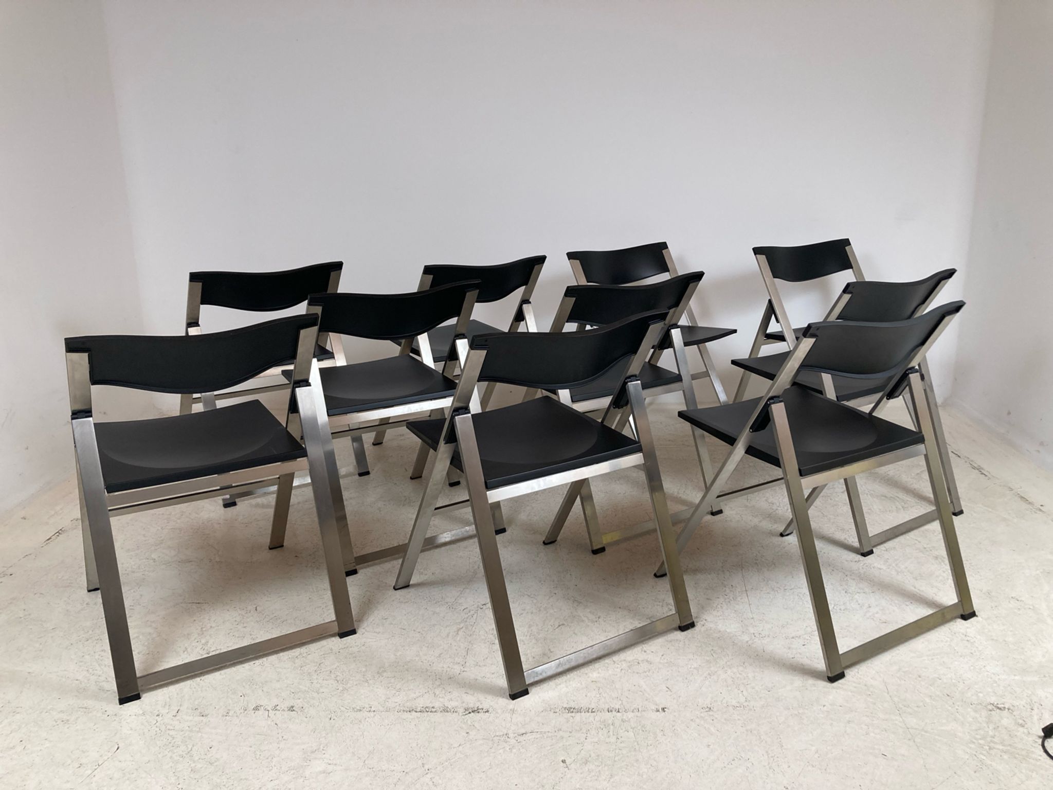 Chaises P08 pliantes par Justus Kolberg pour Tecno 1991