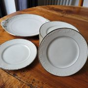 Silver-edged dessert service and its dish