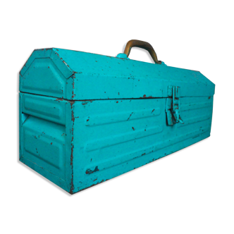 Metal toolbox