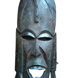 Maschera africana vintage in wood