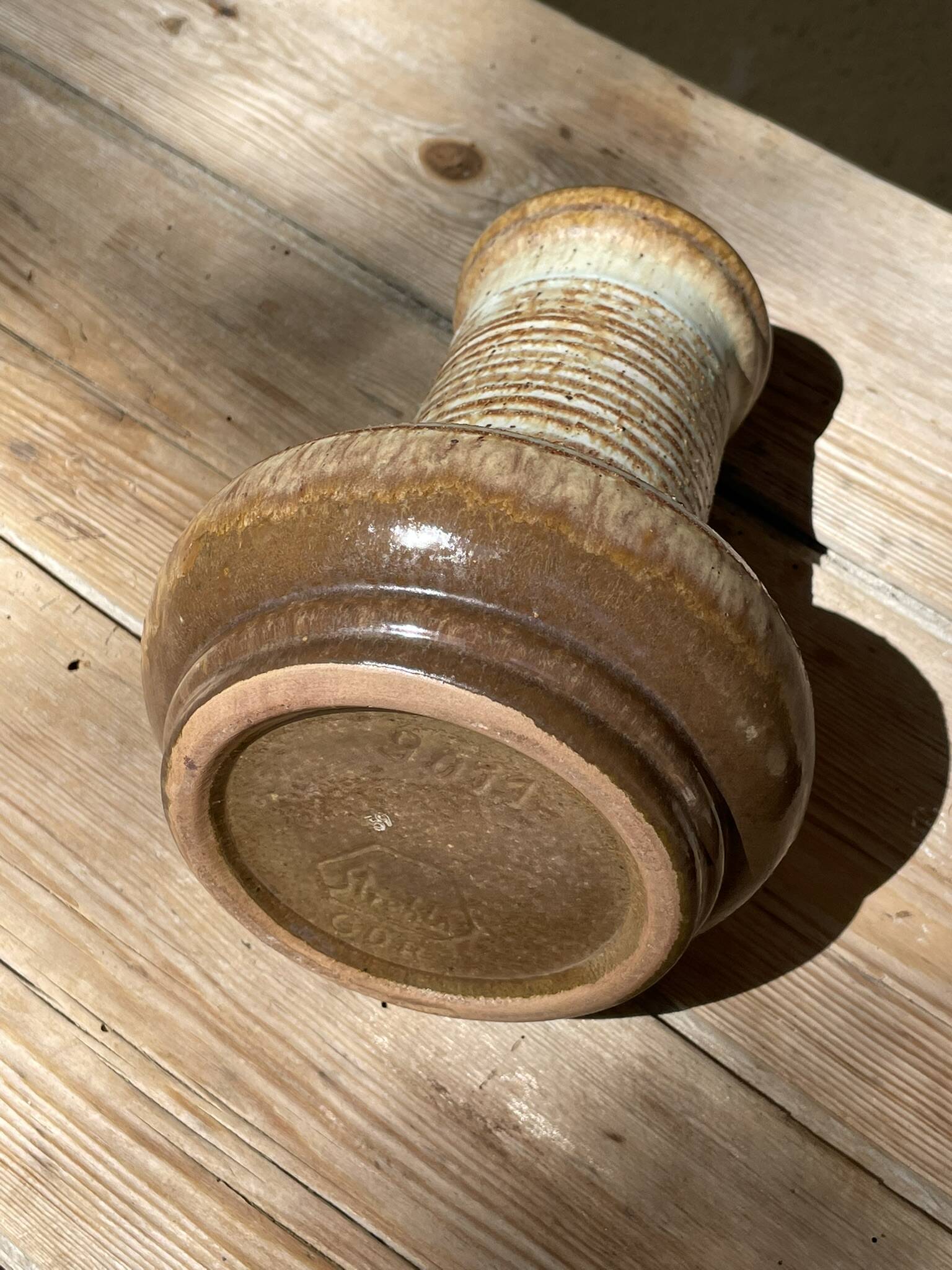 Strehla GRD ceramic vase, shape 9011