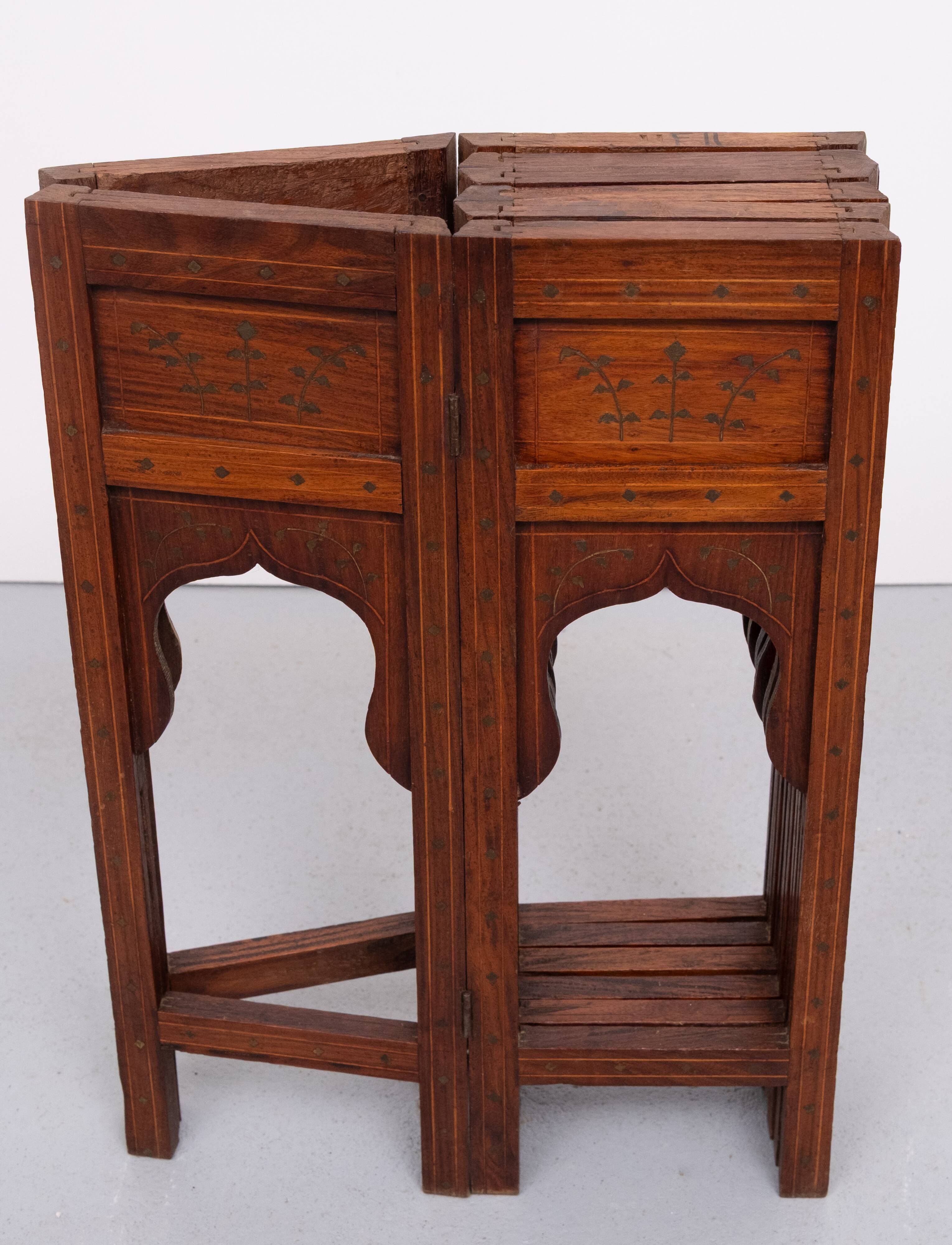 Fabulous Hoshiarpur Anglo Indian brass inlaid hardwood occasional coffee ta