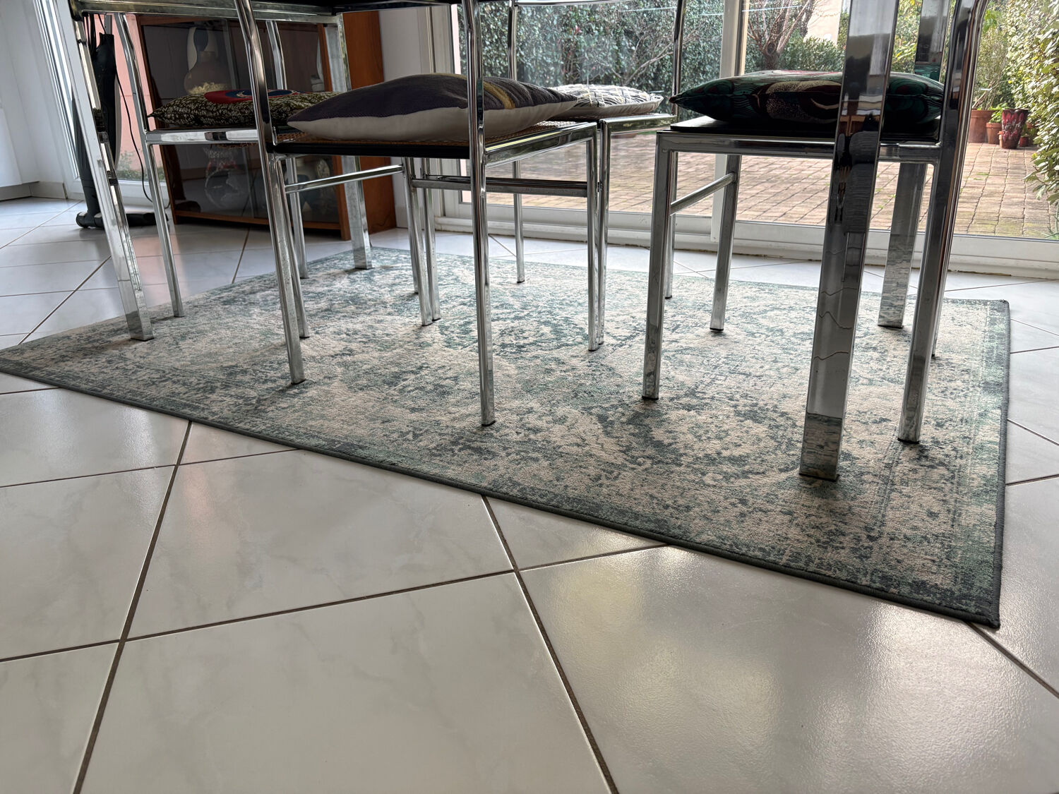 Vintage dining set – smoked glass & chrome – 5 chairs – year