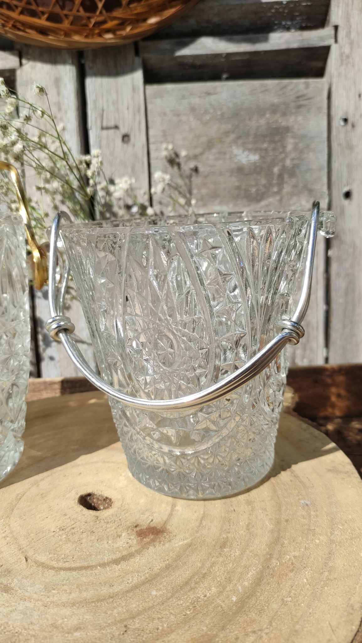 Seau à glace ou glaçons vintage en verre ciselé