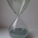 Glass hourglass