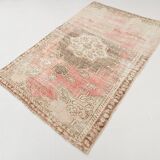 Pale Red & Brown Classic Persian Rug, 124x197Cm