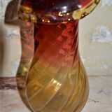 Vase en verre soufflé