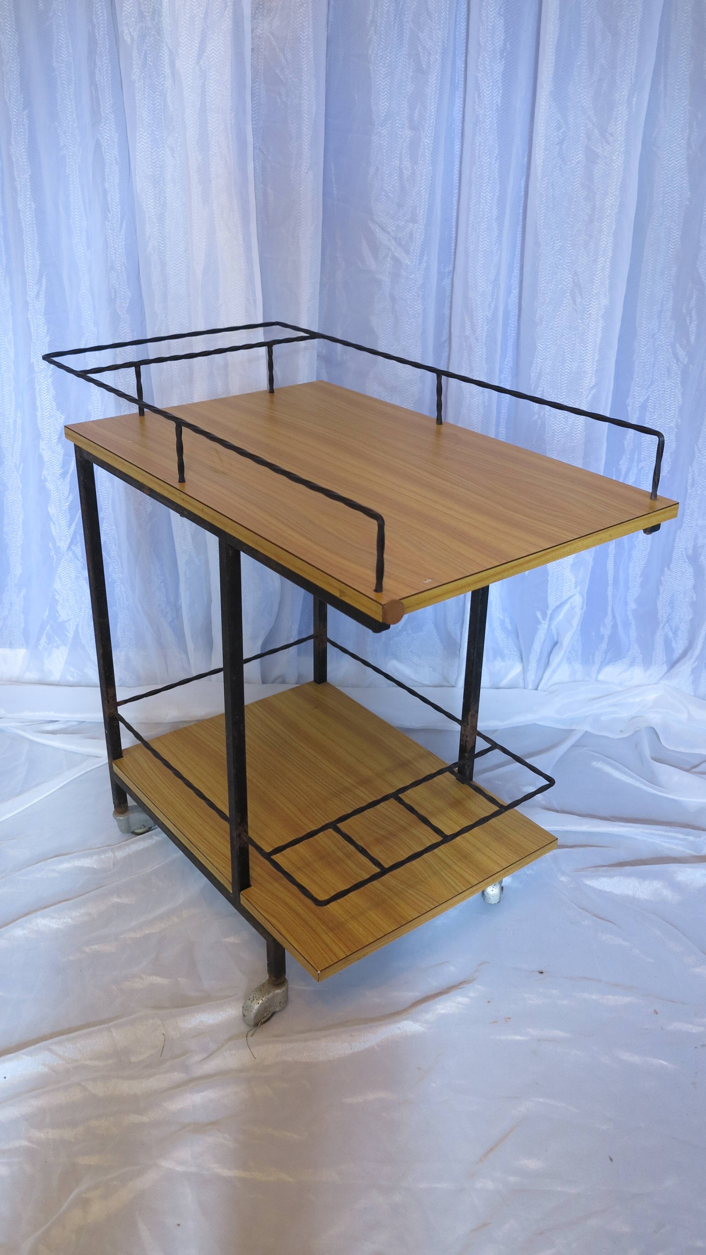 Bar roulant métal et formica