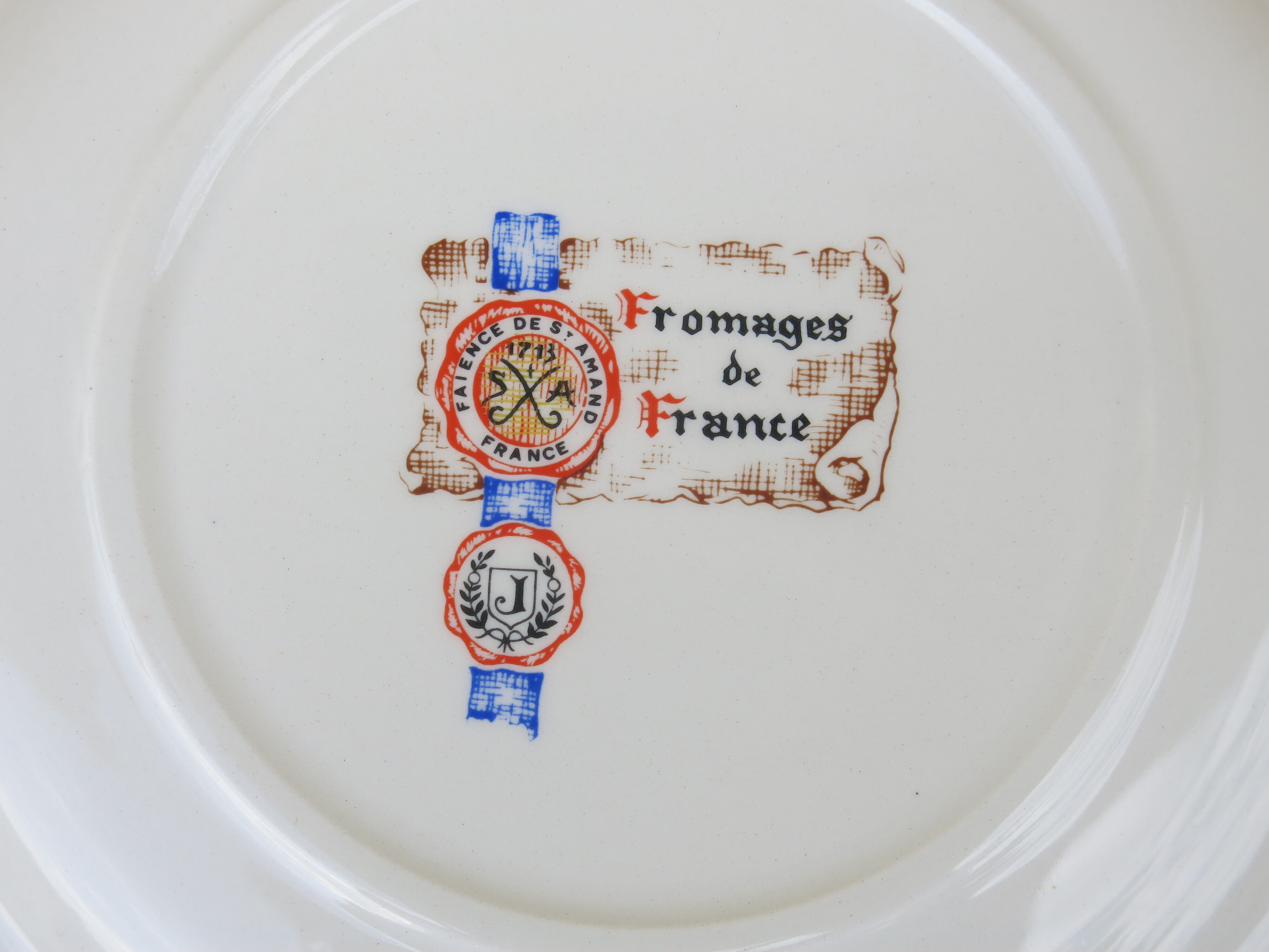 6 cheese plates from St Amand