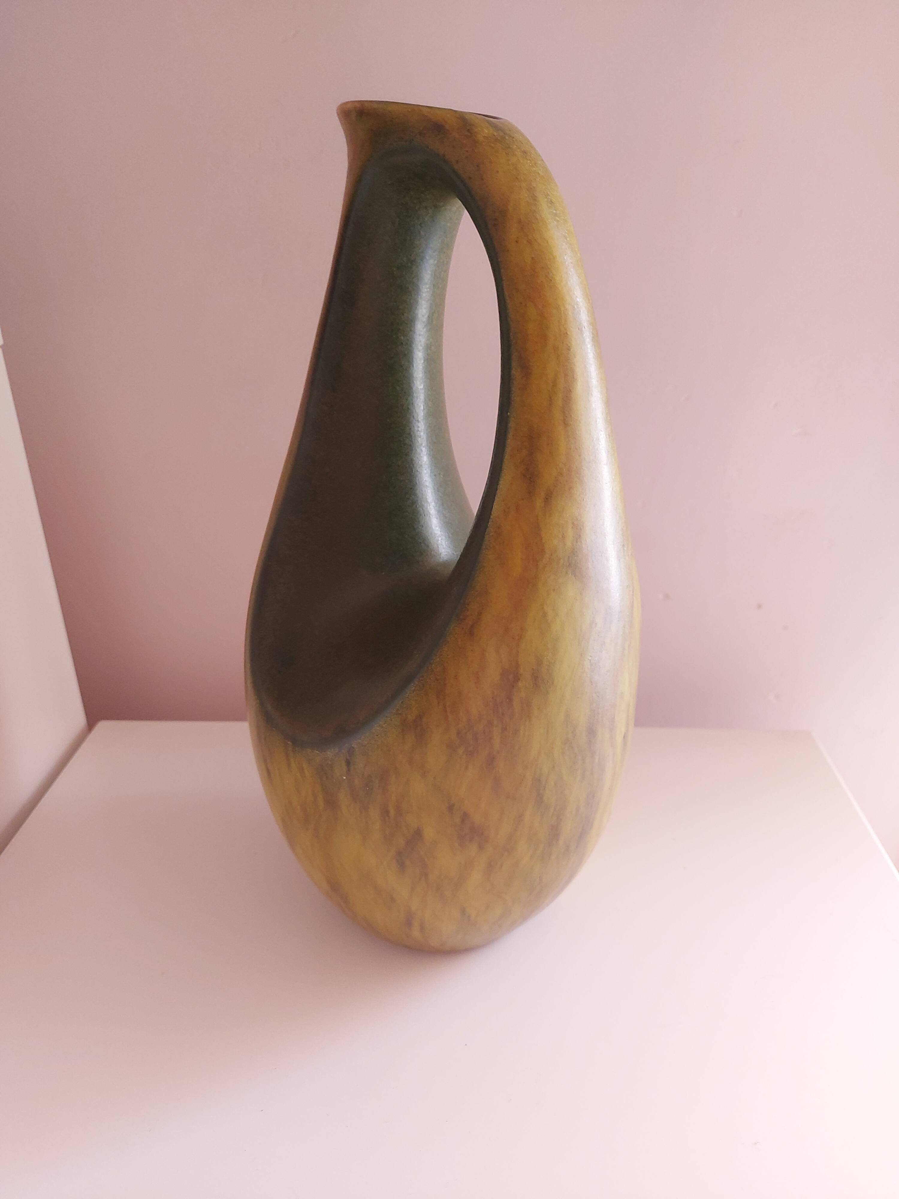 St Clement ceramic vase