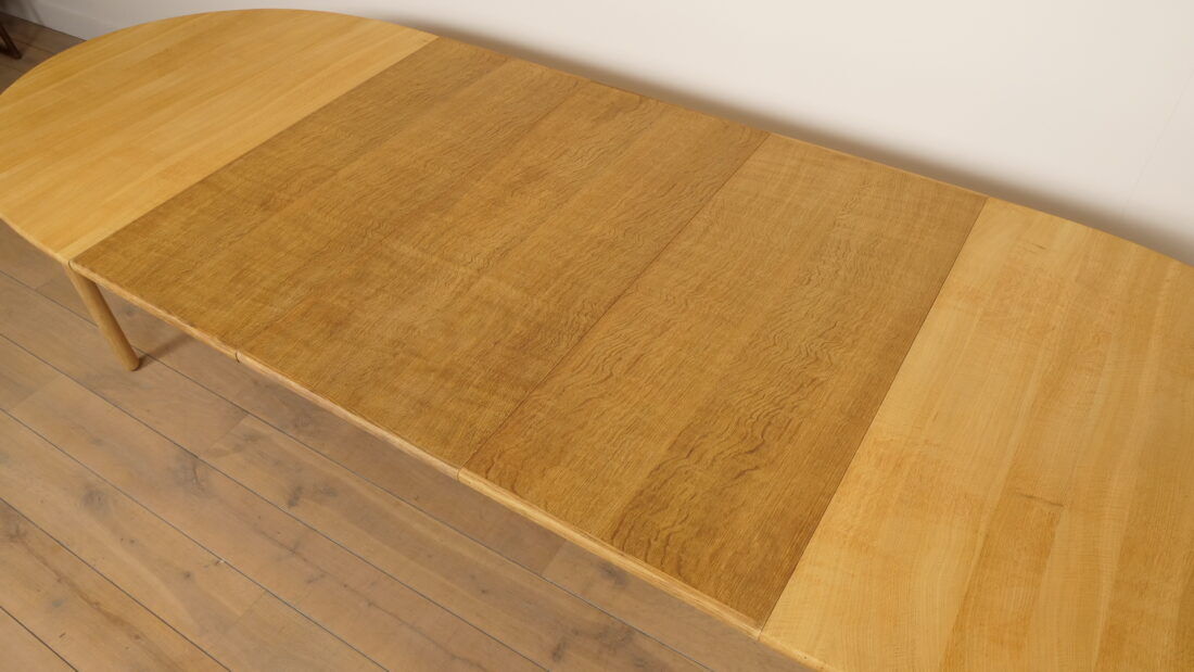 Vintage Oval Dining Table | Oak | Extendable | 3 Extension Leaves